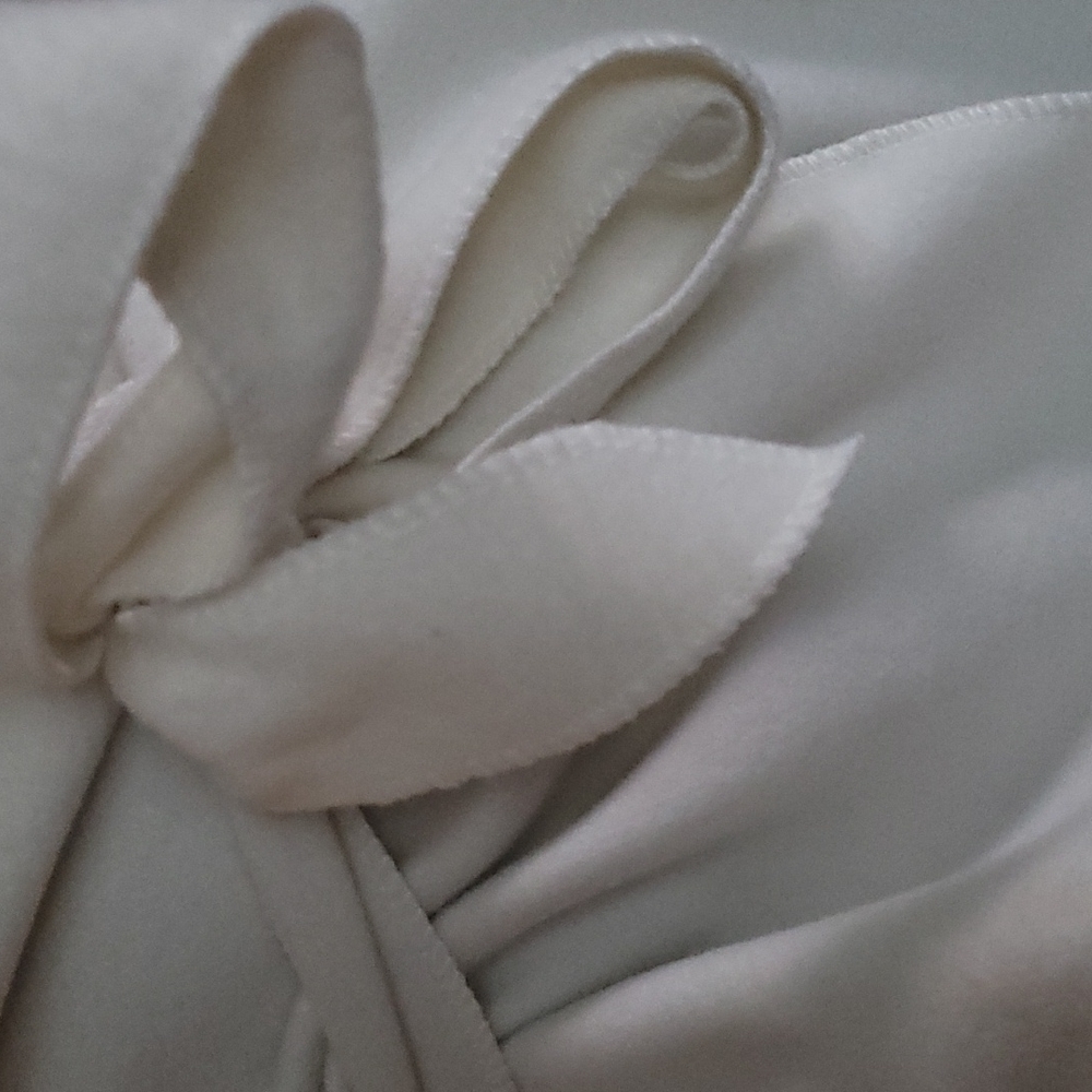 Pretty Little Thing White Coat - Picture 3 of 3
